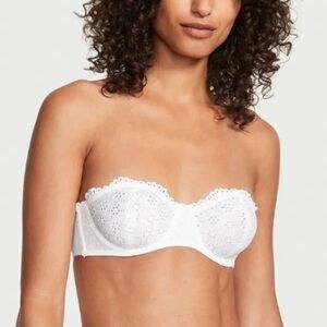 Victoria's Secret White Lace Strapless Bra